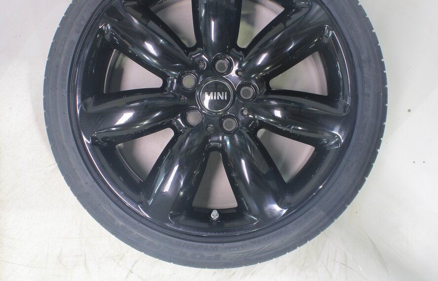 Mini Mini Clubman F54 521 18 inch wheels Bridgestone Runflat Summer tires New Original