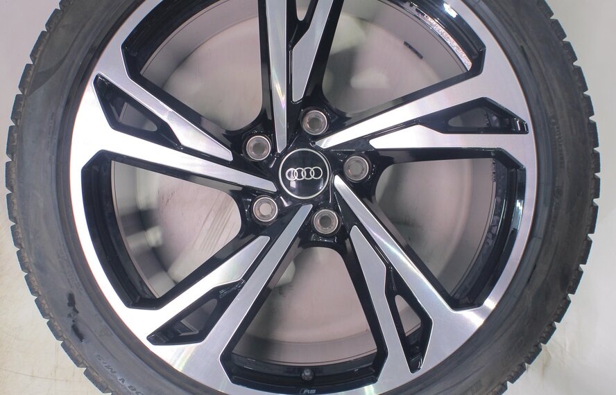 Audi Audi e-tron GT 20 inch wheels Pirelli Winter tires Original
