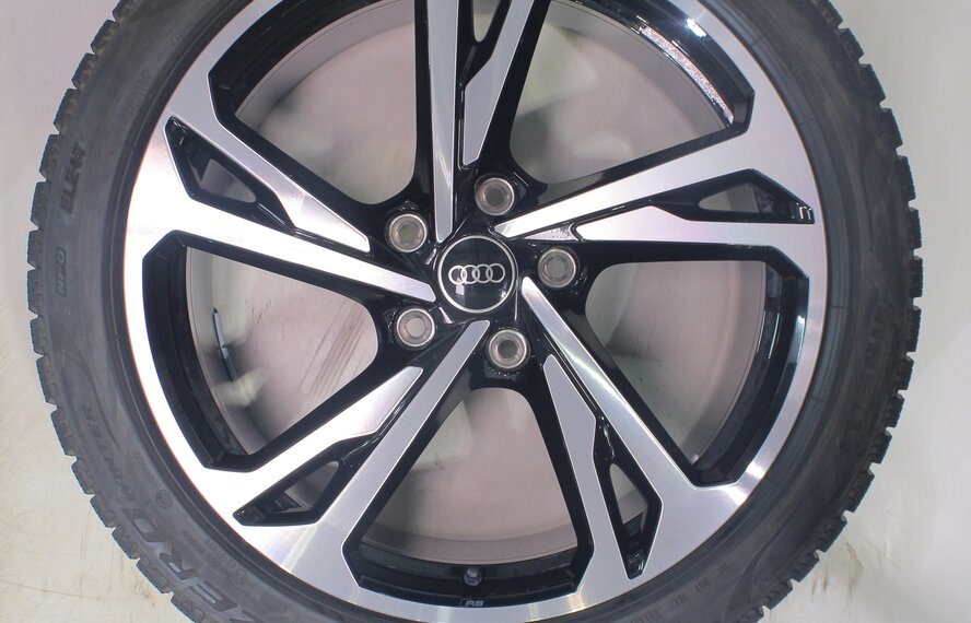 Audi Audi e-tron GT 20 inch wheels Pirelli Winter tires Original