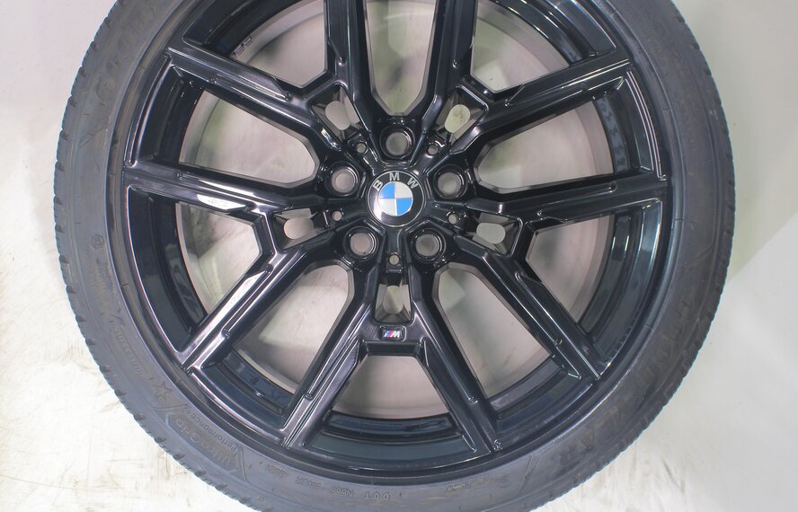 BMW BMW 4 series i4 G26 859M 19 inch wheels Goodyear Winter Tires Original