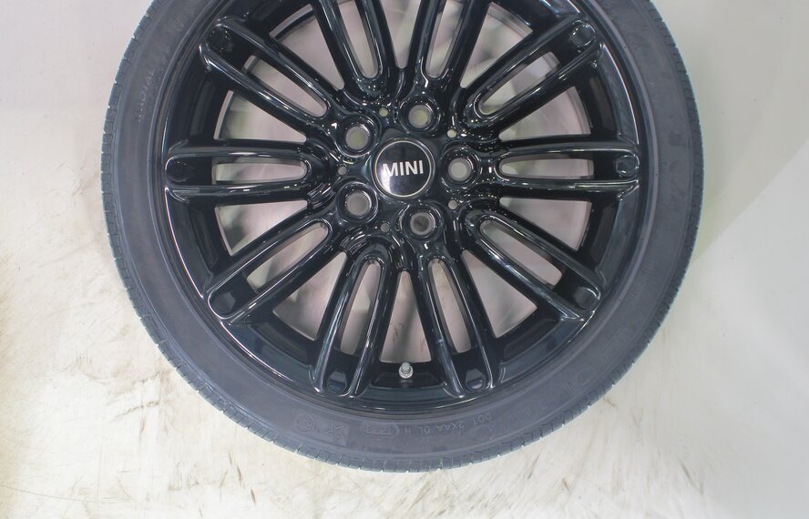 Mini Mini Cooper / S / One / Cabrio F55 F56 F57 500 17 inch wheels Hankook Runflat Summer tires Original