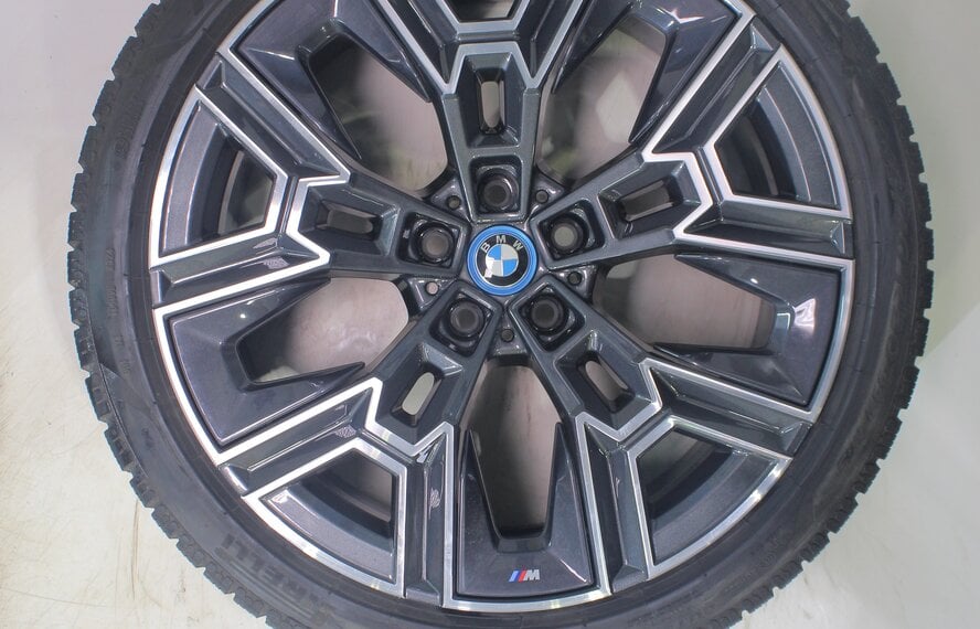 BMW BMW 5 Series i5 G60 G61 940M 20 inch rims Pirelli Winter tires New Original