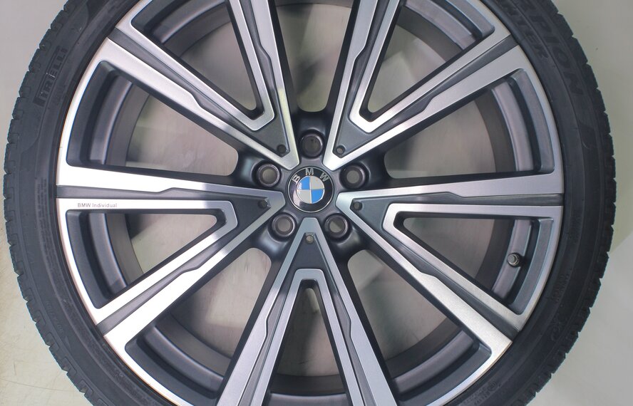 BMW BMW X5 G05 X6 G06 746i 22 inch rims Pirelli Runflat Winter tires Original