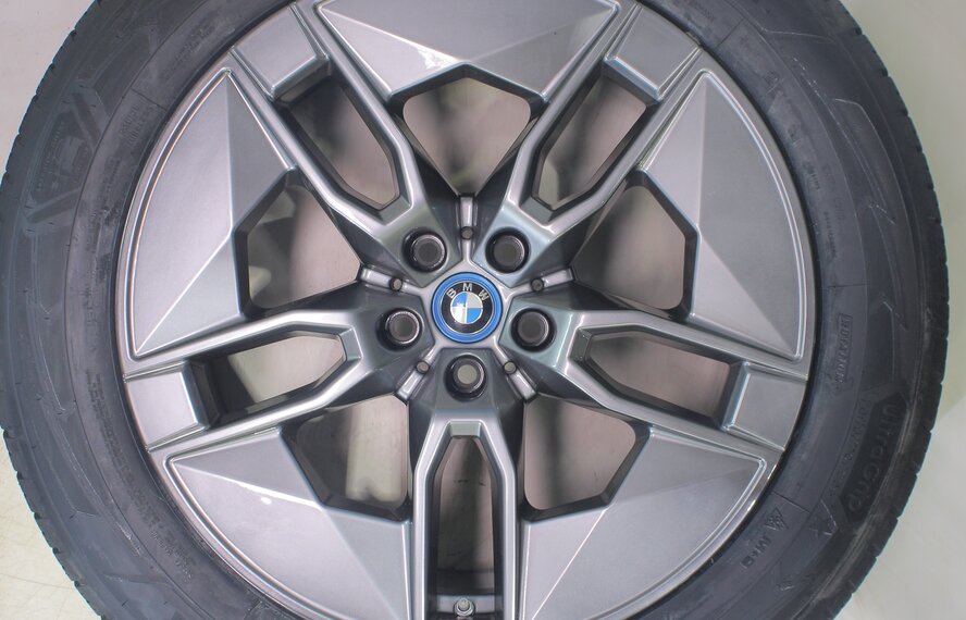 BMW BMW iX i20 1002 20 inch rims Goodyear Winter tires New Original
