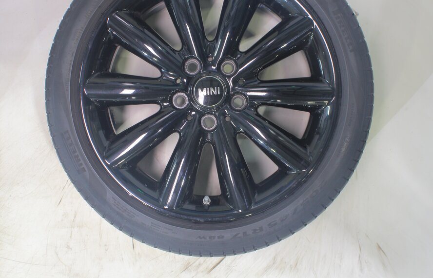 Mini Mini Cooper / S / One / Cabrio F55 F56 F57 499 17 inch wheels Pirelli Summer tires Original