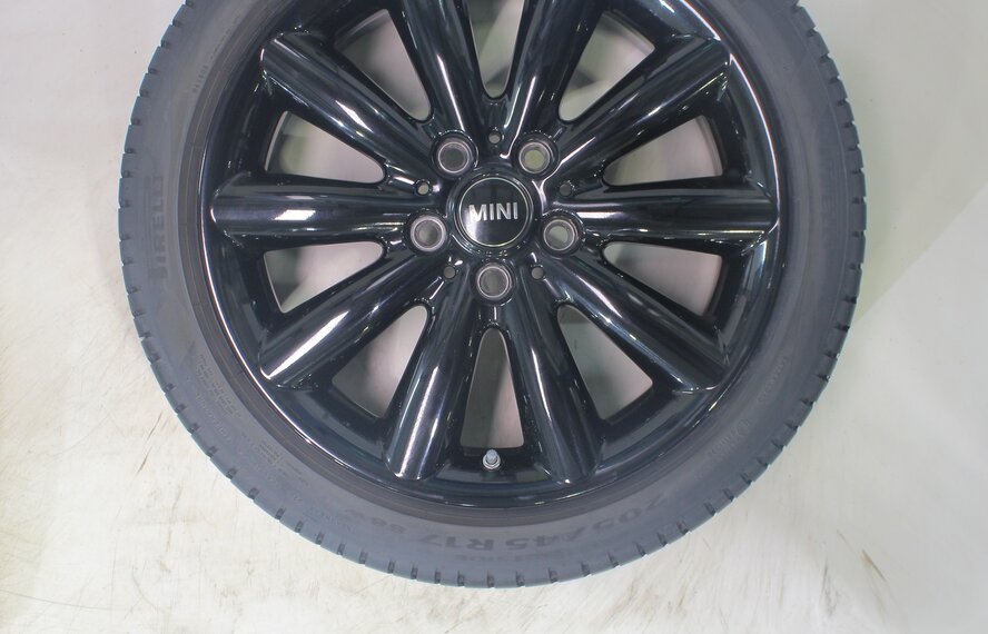 Mini Mini Cooper / S / One / Cabrio F55 F56 F57 499 17 inch wheels Pirelli Summer tires Original