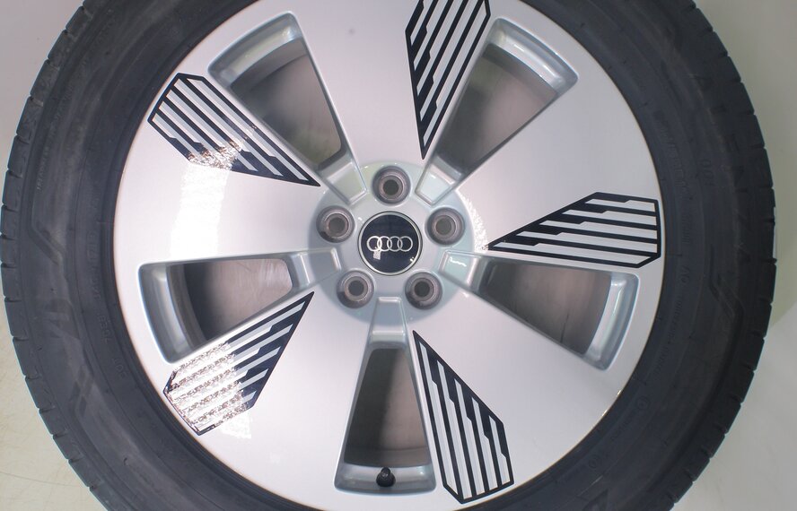Audi Audi e-tron GE Q8 e-tron 19 inch rims Bridgestone Summer Tires Original