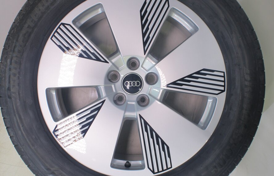 Audi Audi e-tron GE Q8 e-tron 19 inch rims Bridgestone Summer Tires Original