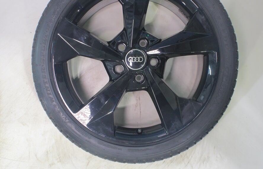 Audi Audi A3 S3 8Y 8V 18 inch wheels Dunlop Winter tires Original