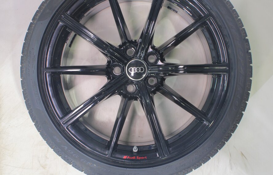 Audi Audi RS4 RS5 B9 RS 19 inch wheels Pirelli winter tires Original