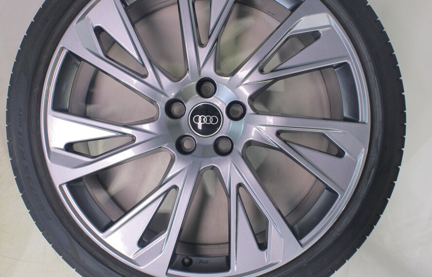 Audi Audi A8 4N 21 inch wheels Pirelli Summer Tires Original
