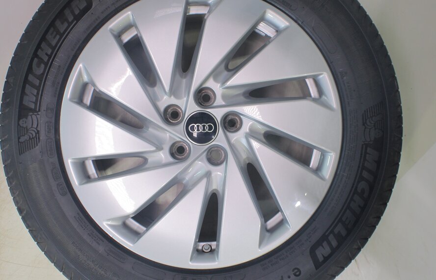 Audi Audi Q5 8MA 18 inch wheels Michelin Summer Tires Original