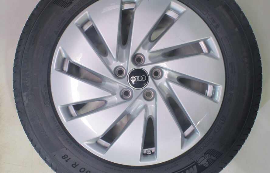 Audi Audi Q5 8MA 18 inch wheels Michelin Summer Tires Original