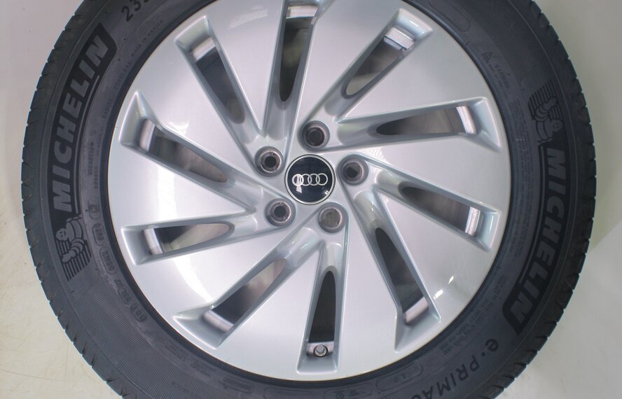 Audi Audi Q5 8MA 18 inch wheels Michelin Summer Tires Original