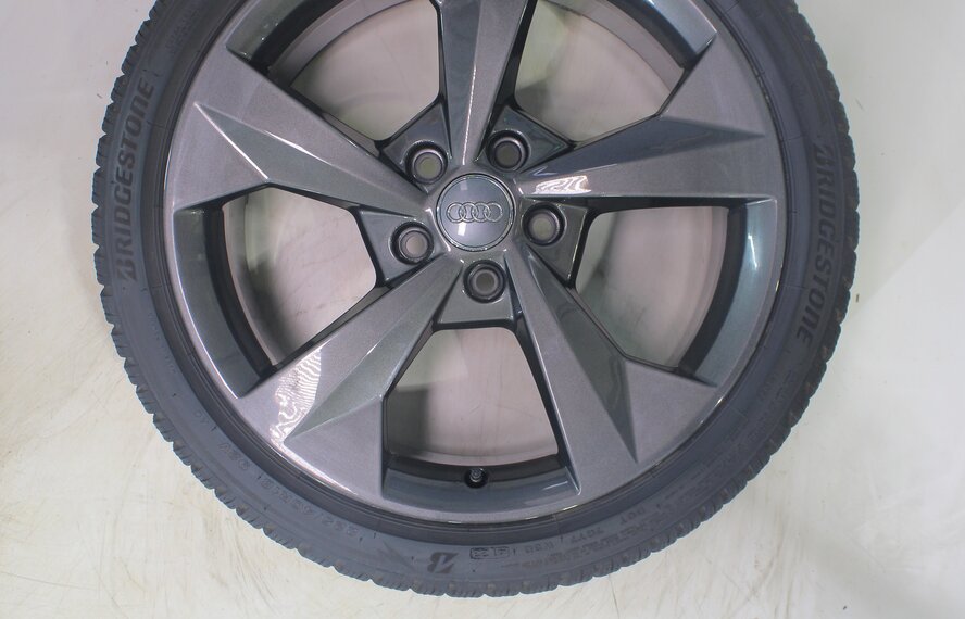 Audi Audi A3 S3 8Y 8V 18 inch rims Bridgestone winter tires Original