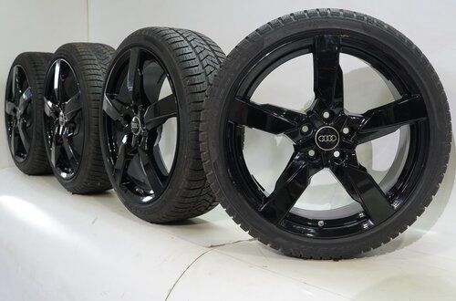 Audi Audi TT 8S 19 inch wheels Pirelli Winter Tires Original