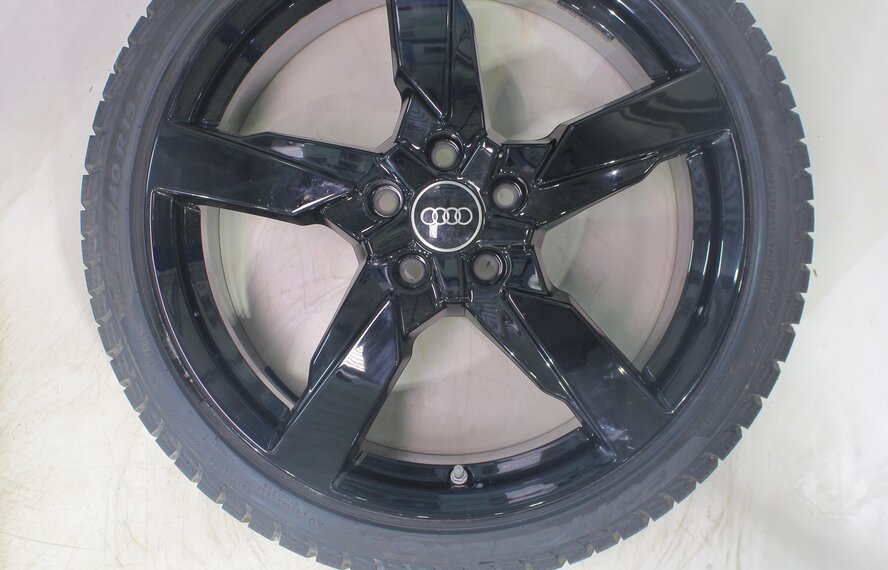 Audi Audi TT 8S 19 inch rims Pirelli winter tires Original