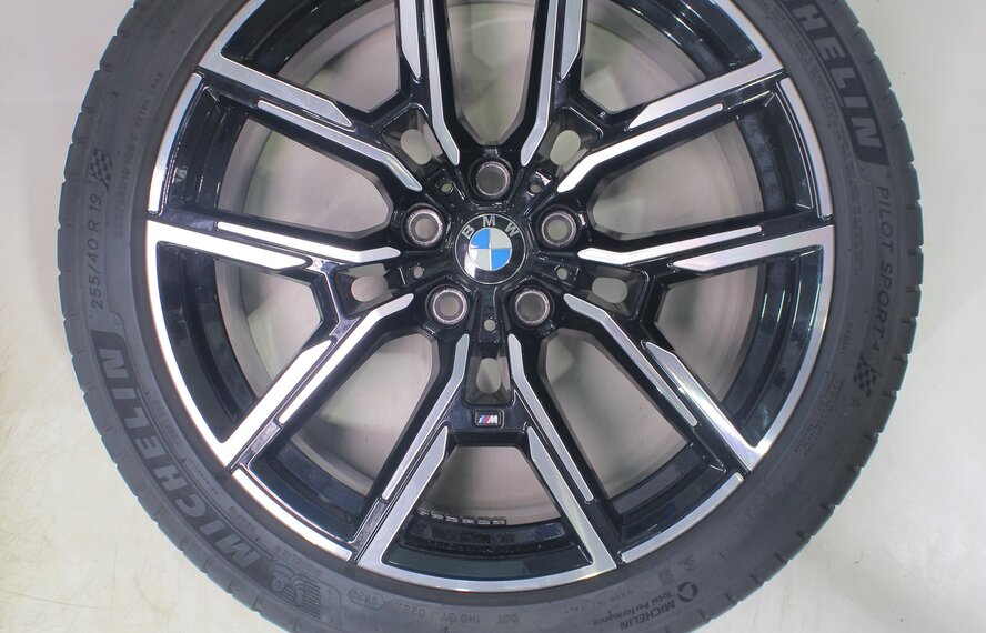 BMW BMW 4 series i4 G26 859M 19 inch wheels Michelin Summer Tires Original