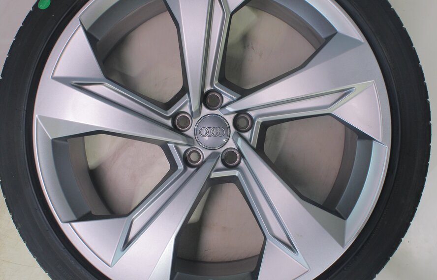 Audi Audi Q7 4M 22 inch rims Hankook Summer tires Original