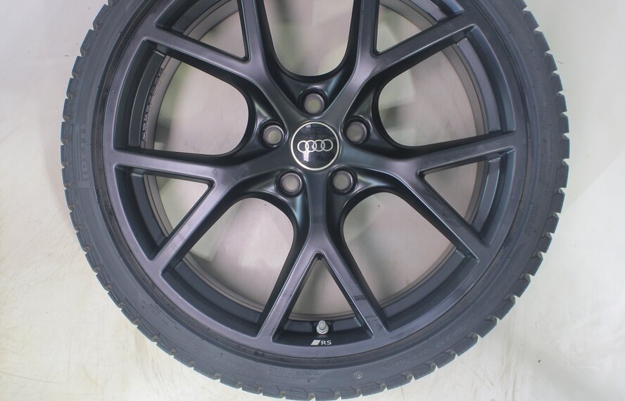 Audi Audi RS3 8Y 19 inch wheels Pirelli Winter Tires Original