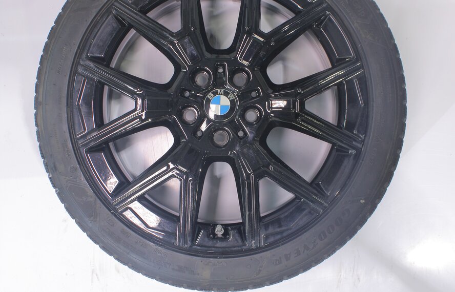 BMW BMW 1 series 2 series F70 F74 974 18 inch rims Goodyear Winter tires Original