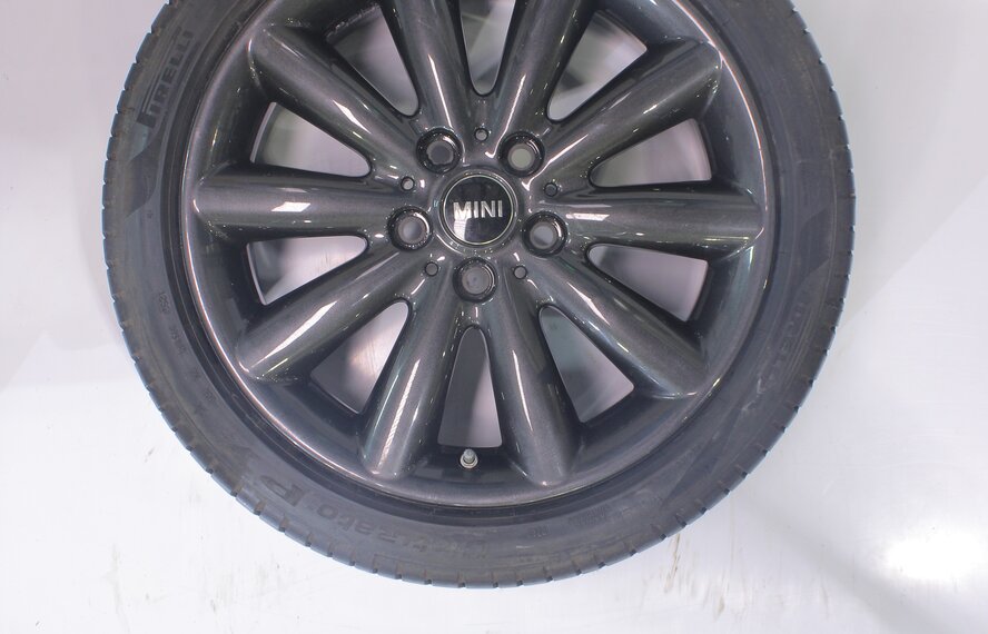 Mini Mini Cooper / S / One / Convertible F55 F56 F57 499 17 inch wheels Pirelli Summer tires Original