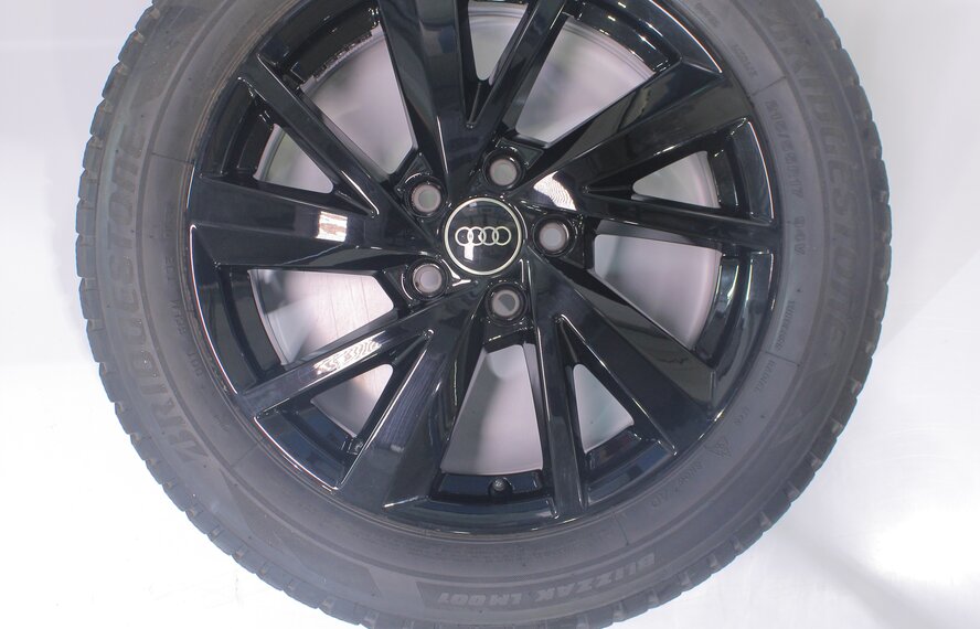 Audi Audi Q2 81A 17 inch rims Bridgestone Winter tires Original