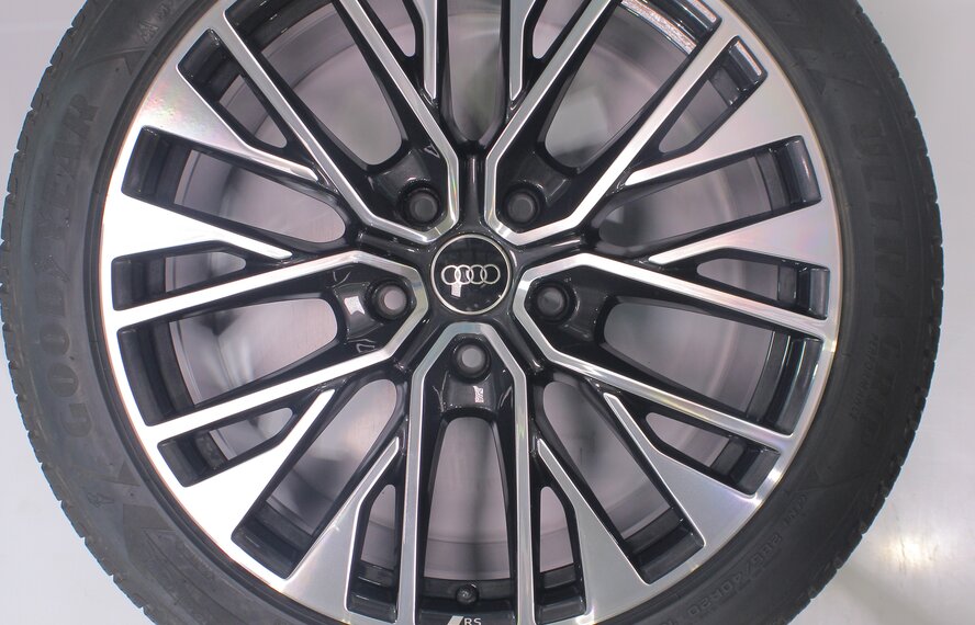 Audi Audi e-tron GT 20 inch wheels Goodyear Winter Tires Original