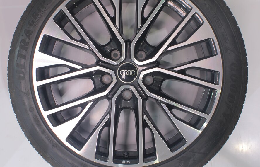 Audi Audi e-tron GT 20 inch wheels Goodyear Winter Tires Original