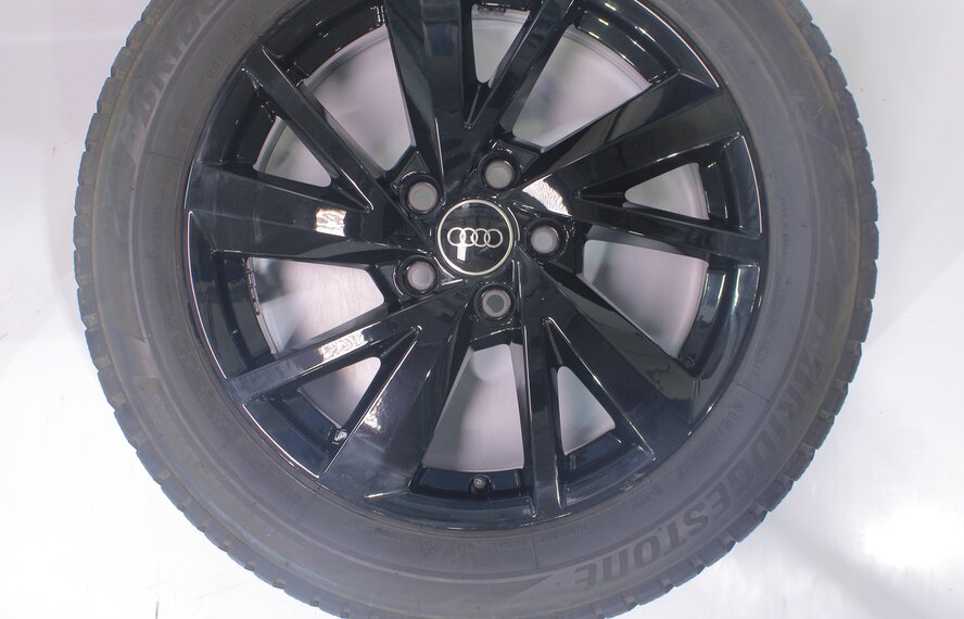 Audi Audi Q2 81A 17 inch wheels Bridgestone Winter tires Original
