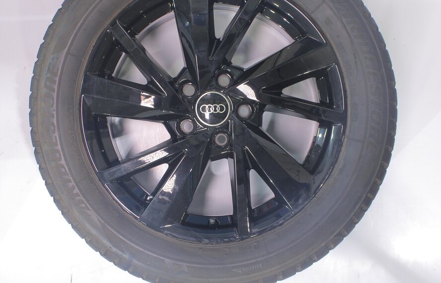 Audi Audi Q2 81A 17 inch wheels Bridgestone Winter tires Original