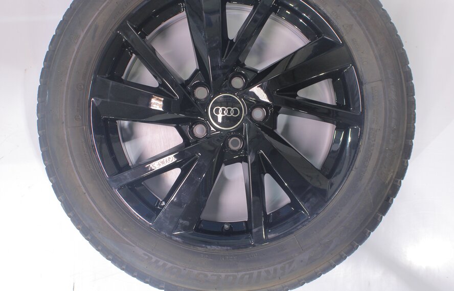 Audi Audi Q2 81A 17 inch wheels Bridgestone Winter tires Original