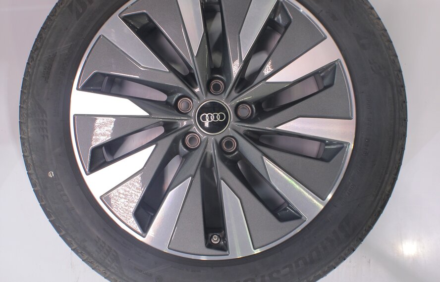 Audi Audi A6 C8 18 inch wheels Bridgestone Summer tires Original