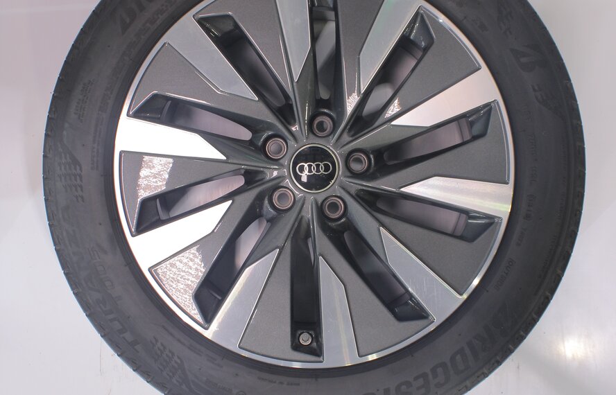 Audi Audi A6 C8 18 inch wheels Bridgestone Summer tires Original