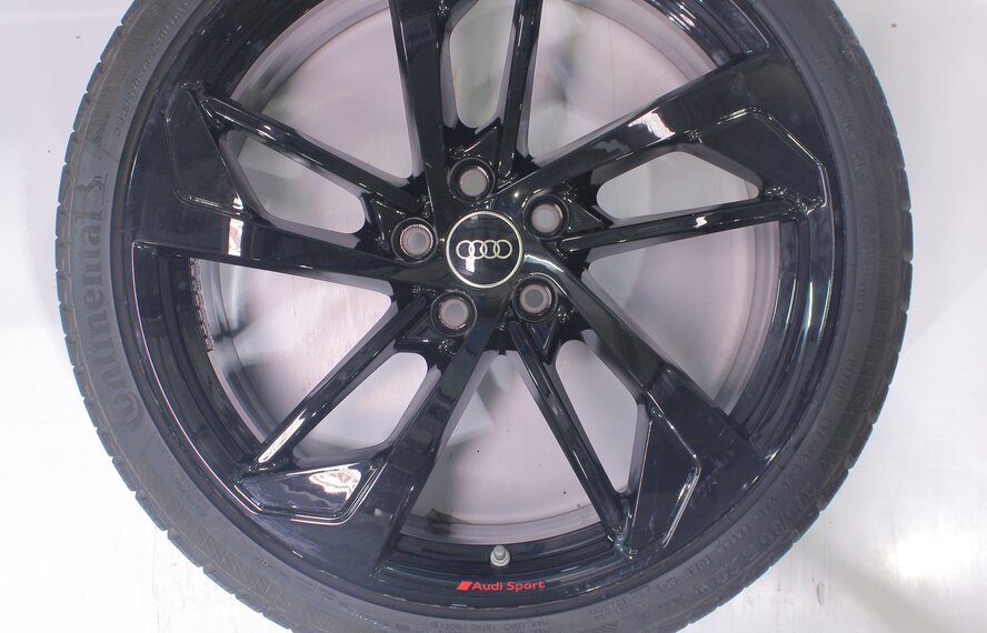 Audi Audi RS4 RS5 B9 20 inch wheels Continental Winter tires Original