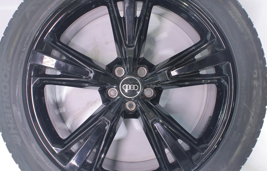 Audi Audi Q8 4M 21 inch wheels Hankook winter tires New Original