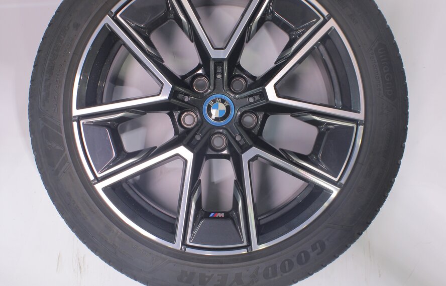 BMW BMW 4 series i4 G26 858M 18 inch rims Goodyear Winter tires Original