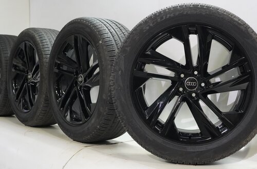 Audi Audi Q7 4M 20 inch wheels Pirelli All-Season (4 seasons) Original