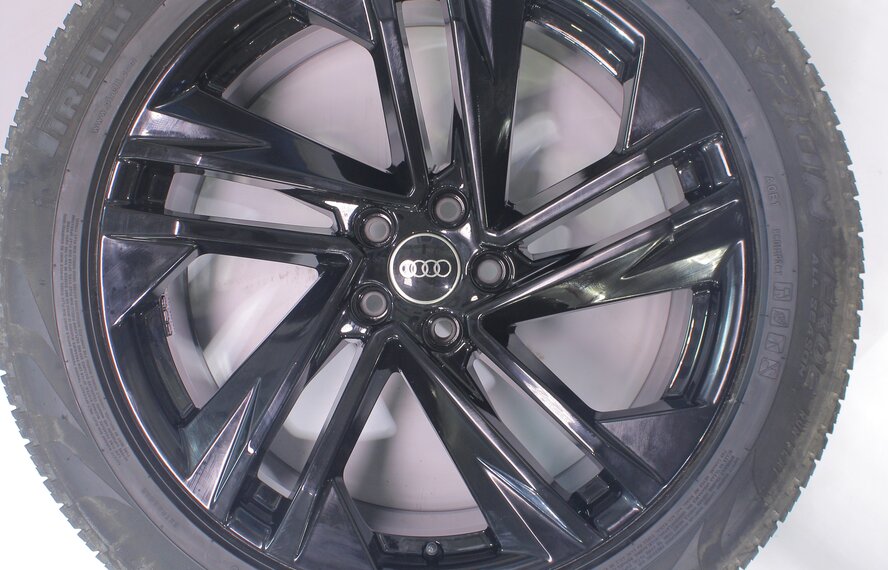 Audi Audi Q7 4M 20 inch rims Pirelli All-Season (4 seasons) Original