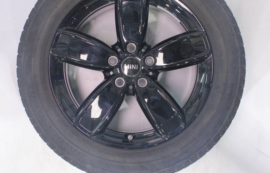 Mini Mini Countryman F60 531 17 inch rims Bridgestone Runflat Winter tires Original
