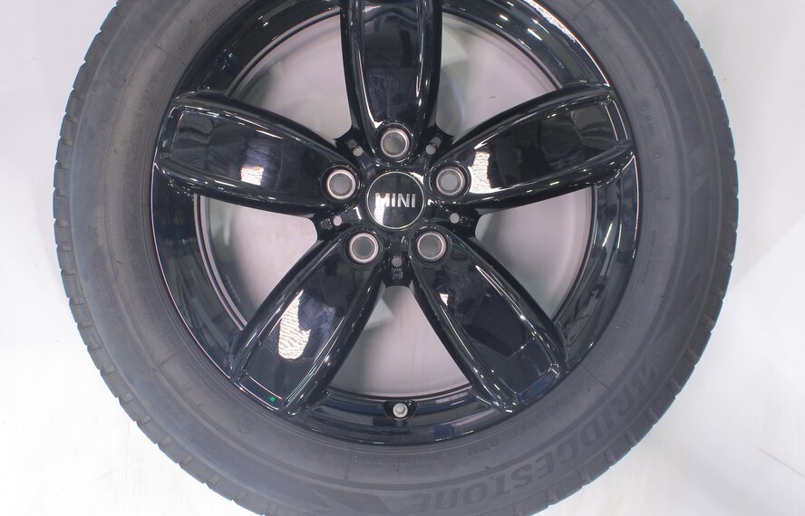 Mini Mini Countryman F60 531 17 inch rims Bridgestone Runflat Winter tires Original