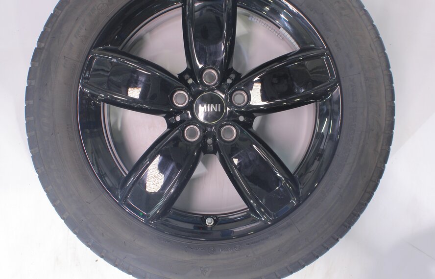 Mini Mini Countryman F60 531 17 inch rims Bridgestone Runflat Winter tires Original