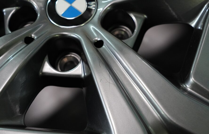 BMW BMW X1 iX1 U11 BEV X2 iX2 U10 864 17 inch wheels Vredestein Winter tires New Original
