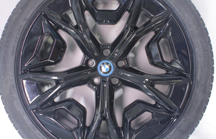 BMW BMW iX i20 1021 22 inch wheels Pirelli Winter tires New Original