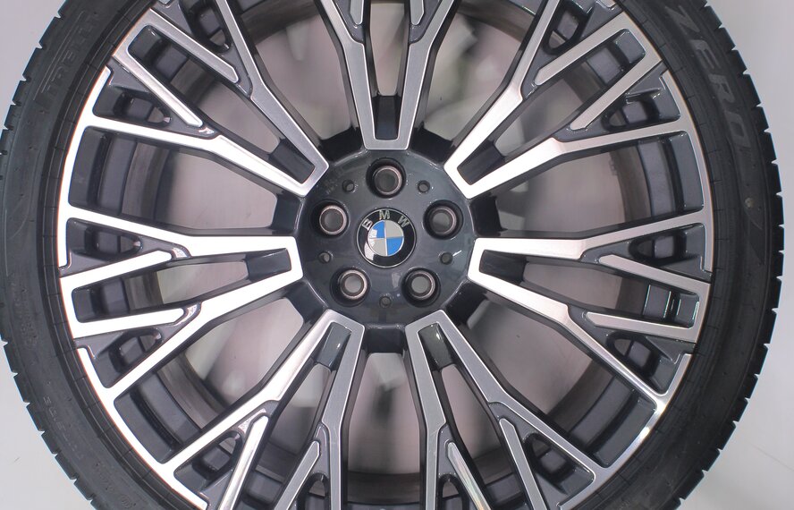 BMW BMW X5 G05 X6 G06 745i 22 inch wheels Pirelli Runflat Summer tires Original