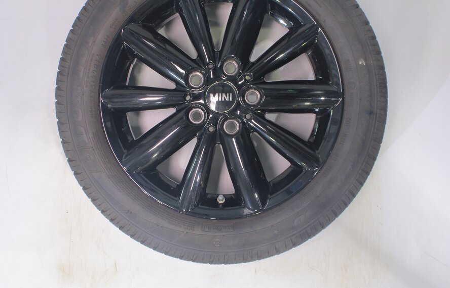 Mini Mini Cooper / S / One / Cabrio F55 F56 F57 508 16 inch rims Dunlop Runflat winter tires Original