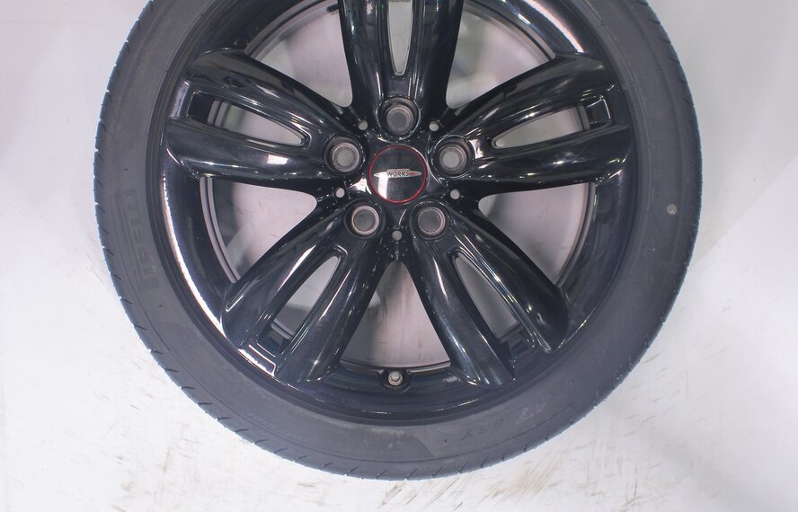 Mini Mini Cooper / S / One / Convertible F55 F56 F57 JCW501 17 inch wheels Pirelli Summer tires New Original