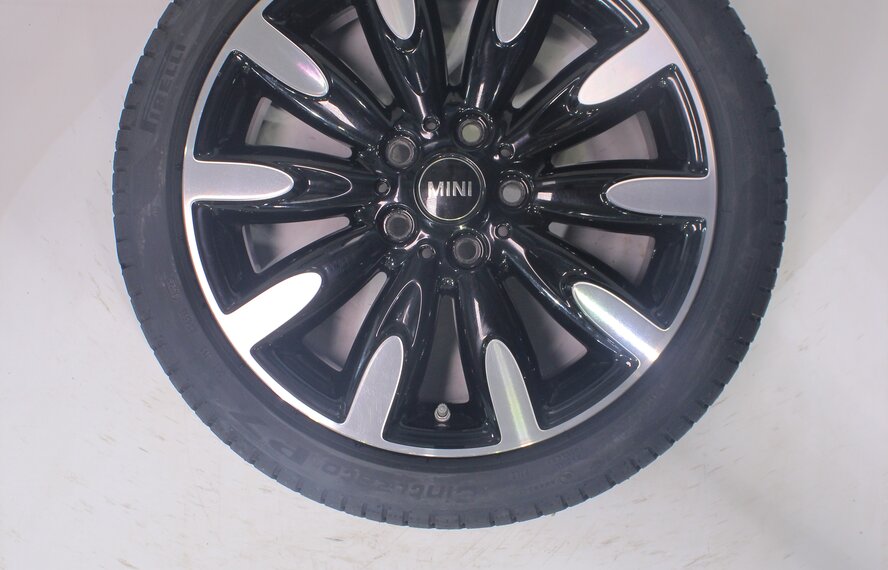 Mini Mini Cooper / S / One / Cabrio F55 F56 F57 502 17 inch wheels Pirelli Runflat Summer tires New Original