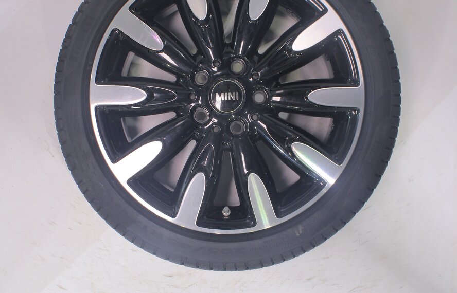 Mini Mini Cooper / S / One / Cabrio F55 F56 F57 502 17 inch wheels Pirelli Runflat Summer tires New Original