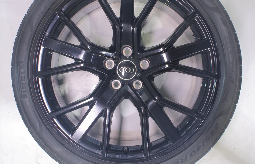 Audi Audi Q3 RSQ3 20 inch rims Pirelli Summer Tires Original